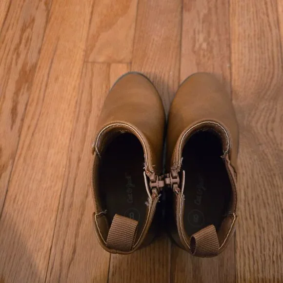 Girls size 8 Toddler Brown Boots Like new from Cat & Jack - Picture 6 of 6